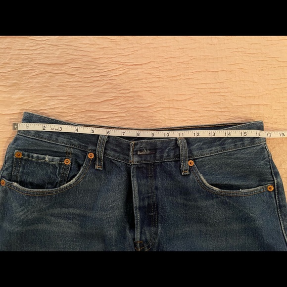 LEVI’S 501’s - Picture 6 of 9